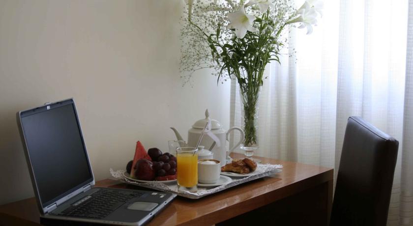 Ariston Hotel 4*